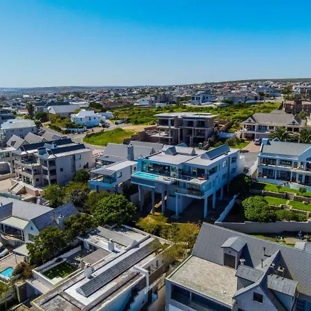 The View Langebaan Lagoon Villa With Heated Pool And Solar Energy-3