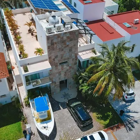 Spacious Luxury Home-2