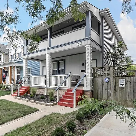 Modern 2Br Near Dt, 8Min Walk To Park&Conservatory-3