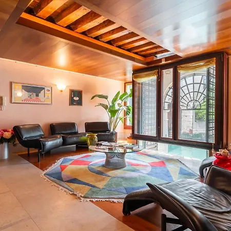 Casa Flavia Ai Morosini - Luxury Apartment With Canal View-2