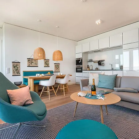 FIRST Sellin - Meerblick-Suite View-2
