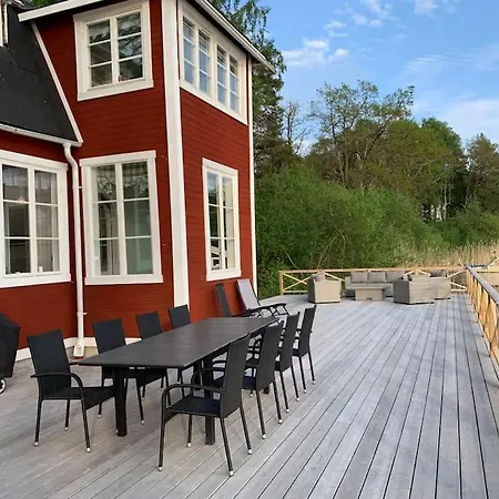 Waterfront House With Jacuzzi & Jetty In Stockholm-2