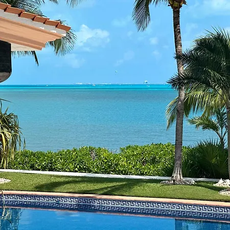 Villa Albatros Oceanfront Luxury Hotelzone-2
