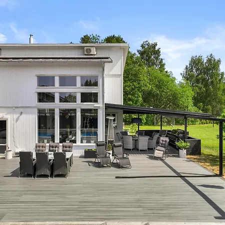 Exclusive Villa Stockholm-2