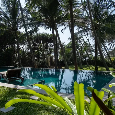 3 Sisters Beach House-2