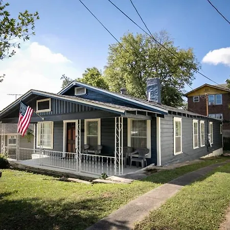 Walking Distance To Legion Field - Little Blue In Birmingham-2