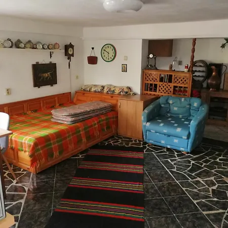 Vila Chasovnikarov-3