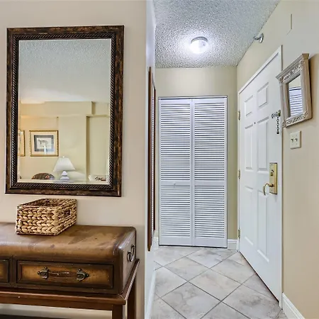Outstanding Location - 1Br Haven Near The Strip-2