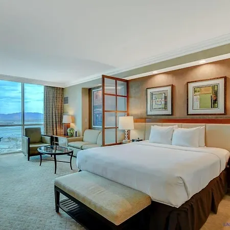 Mgm Signature-28-618 Jacuzzi Studio-2