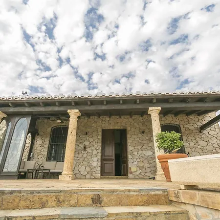 Canovas Nerja - Villa Los Leones Nerja-3