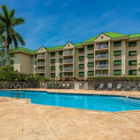 Sunrise Suites - Sea Breeze Suite 101-3