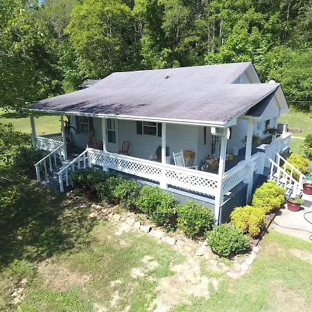 Hillbilly Haven-3