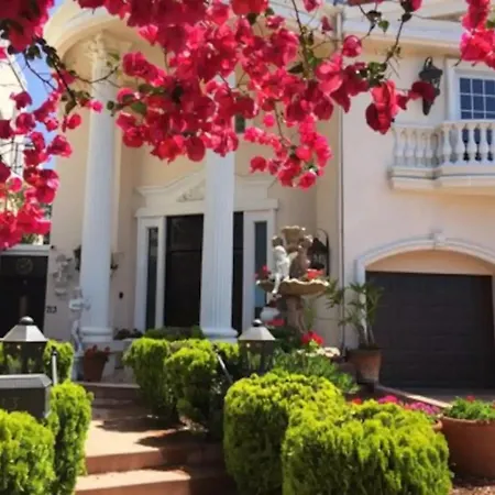 Entire Second Flr - Santa Monica Luxury Roman Villa-3