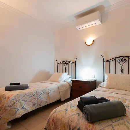 Utopia, Villa 4 Bedrooms, Heated Pool & Complete Privacy-2