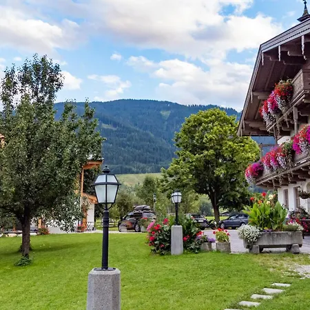 Herzoghof-3