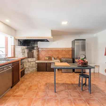 Guestready - Sunset Pool House-3
