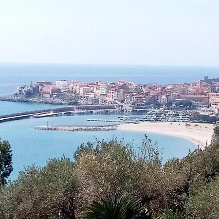 casa vacanze Villa BAIA-LUNA-3
