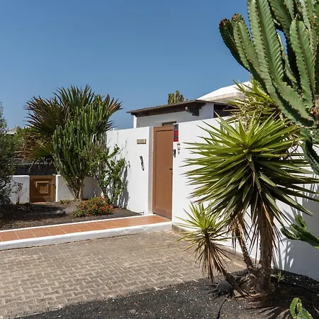 Utopia, Villa 4 Bedrooms, Heated Pool & Complete Privacy-3