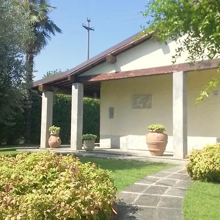 Villa In Lucca-2