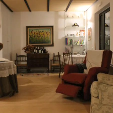 Country House Erba Regina-3