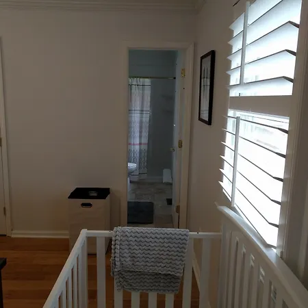 University City Guest House-2