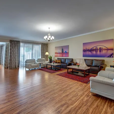 J5 Villas Holiday Homes Barsha Gardens-3