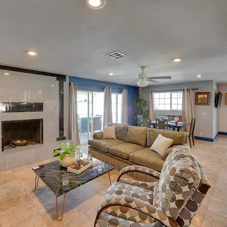 Elegant Home W/ Pool Table: 3 Mi To Vegas Strip!-2
