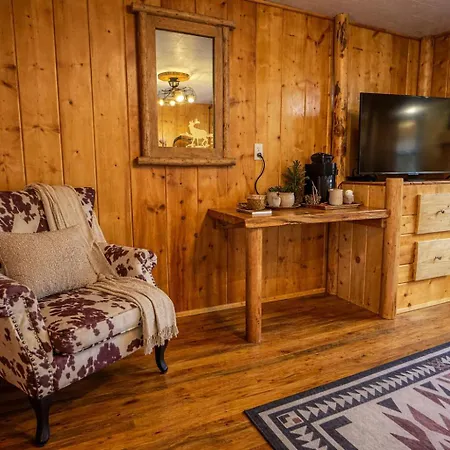 Chinook Winds Lodge-2