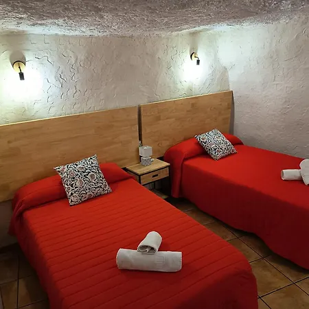 Casa Cueva Candelaria - Alcalá del Júcar-3