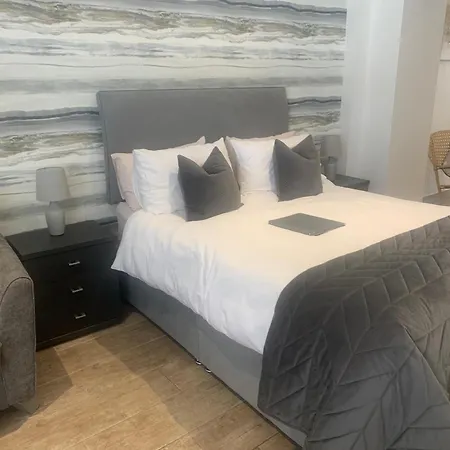Stayover Suites-3