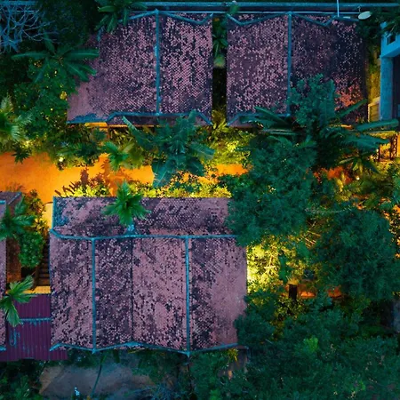 Isann Lodge-2