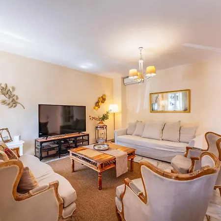 Villa Buenavista Malaga - Sea View, Private Heated Pool, Spa, 5 Bedrooms-3