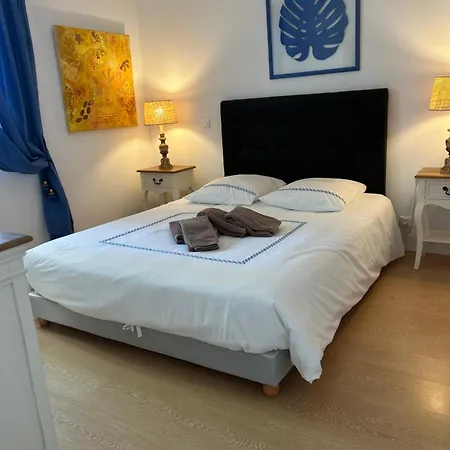 Villa luxueuse avec piscine sur les hauts de Biarritz-2