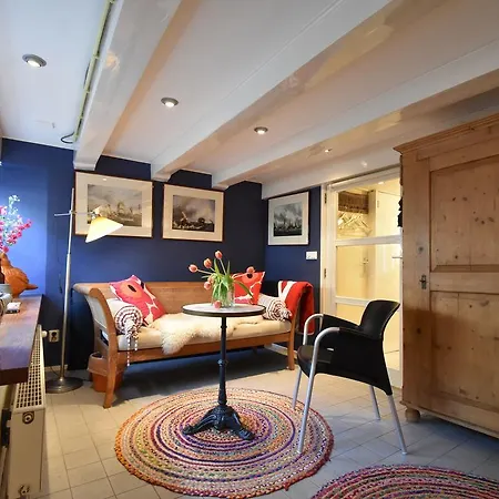Nice Studio In The City Center Of Amsterdam-3