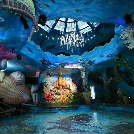 Crazy House-2