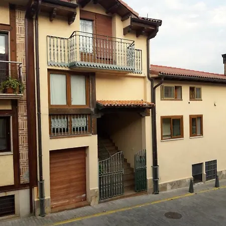 Zaguan-2