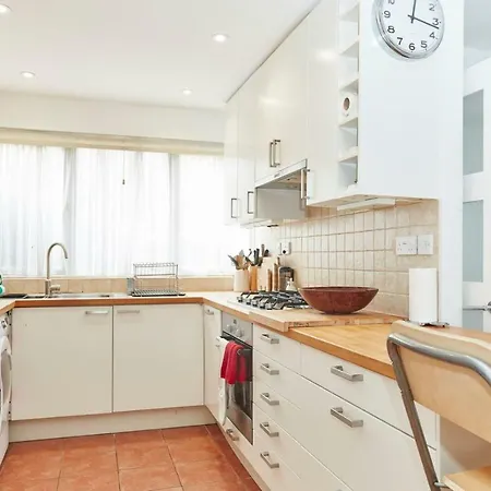 Brecknock Road House-2