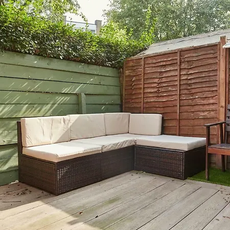 Brecknock Road House-3