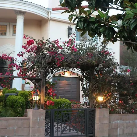 Entire Second Flr - Santa Monica Luxury Roman Villa-2