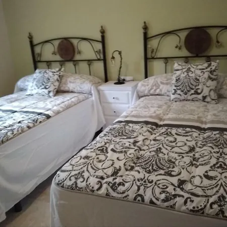 Apartamento Turistico La Victoria-3
