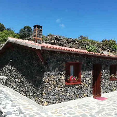 Casas Rurales Los Guinderos-3