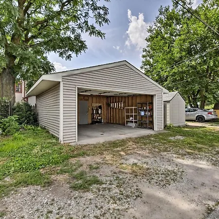 Updated Indianapolis Home, Walk To Lucas Oil!-2