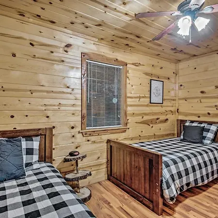 Broken Bow Starlight Cabin With Private Hot Tub!-3