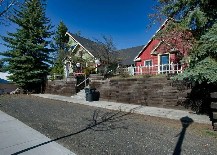 Room With A View - Walk To Downtown Restaurants - Payette Lake - Shopping And Beach