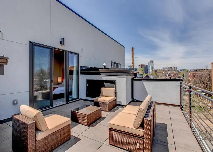 Roof Deck! Walk To Parks And St Joseph Hospital!