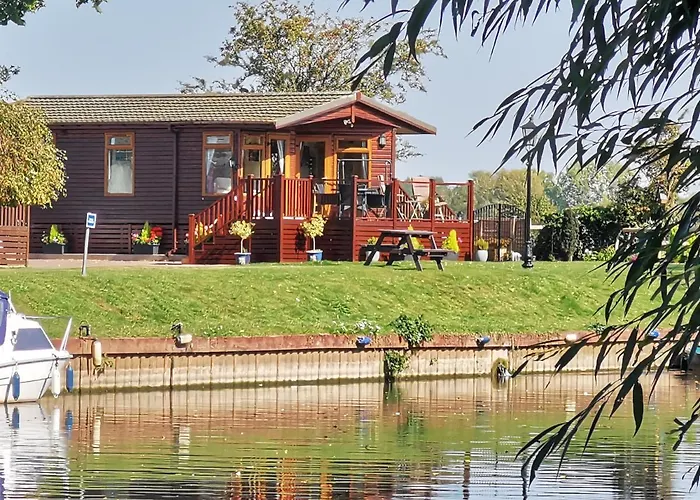 Bend In The River Lodge