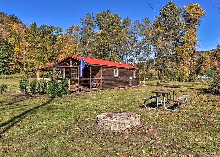 Parsons Cabin W/ Fire Pit & River Access!