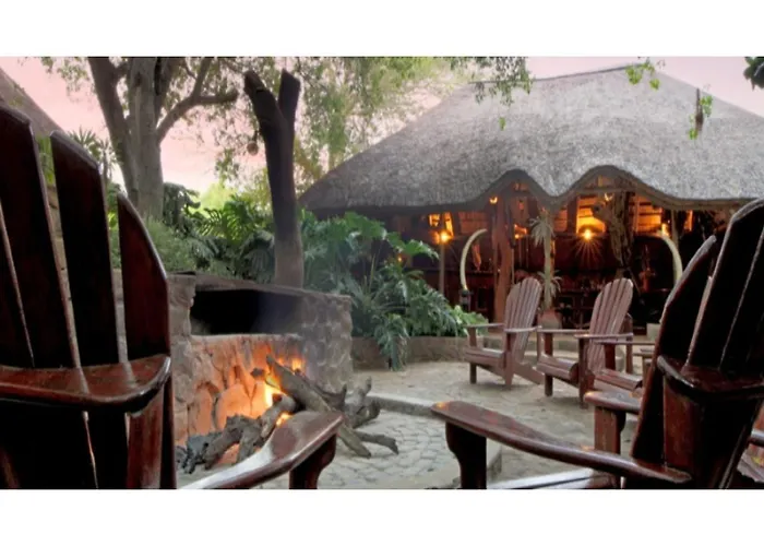 Valamanzi Lodge In Nyati Wilderness