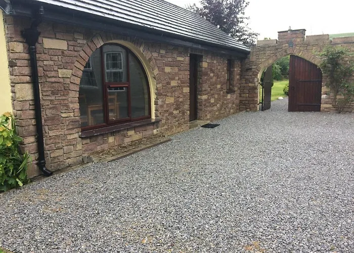 Broadford Nursery And Garden Centre -Walkers Lodge