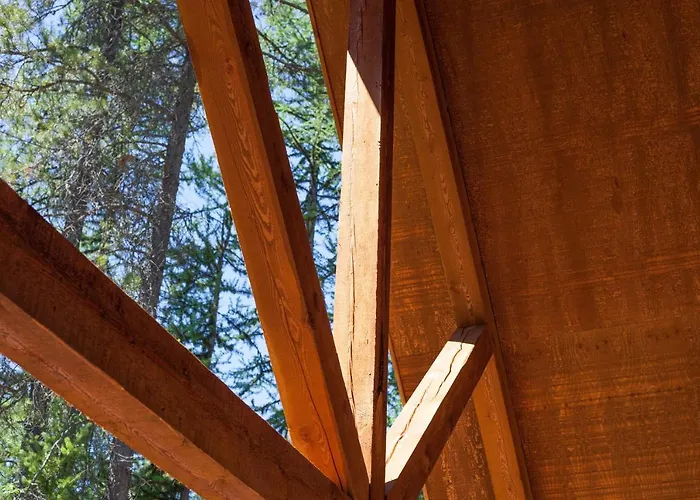 The Ridge At Glacier - Luxury Cabins